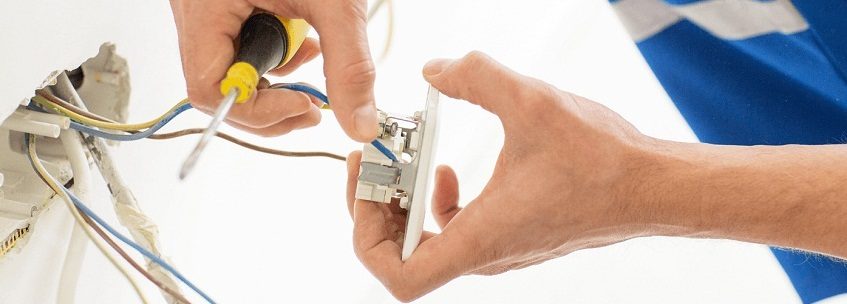hire-the-best-residential-electrician-ottawa-easily