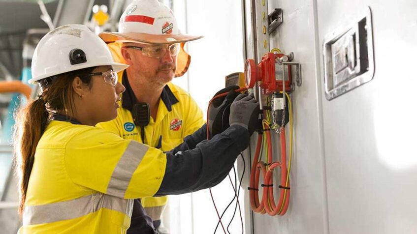 Safety Precautions Every Electrician Trainee Should Know